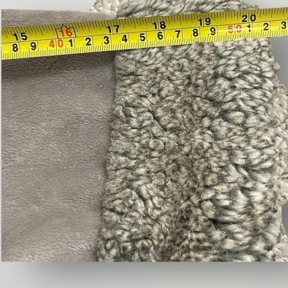 Pottery Barn Plush Cozy Ombre Robe Large Gray Sherpa Trim Hooded Loungewear - Picture 5 of 7